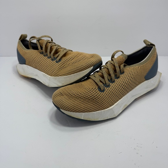 Allbirds Men’s  Tree Flyer Forage Tan Running Sneakers Sz 10